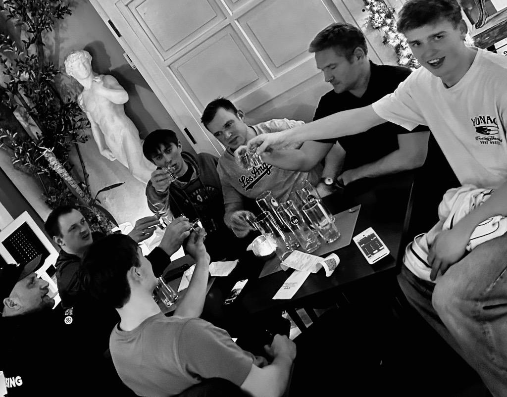 Wie ein Ball im Gesicht